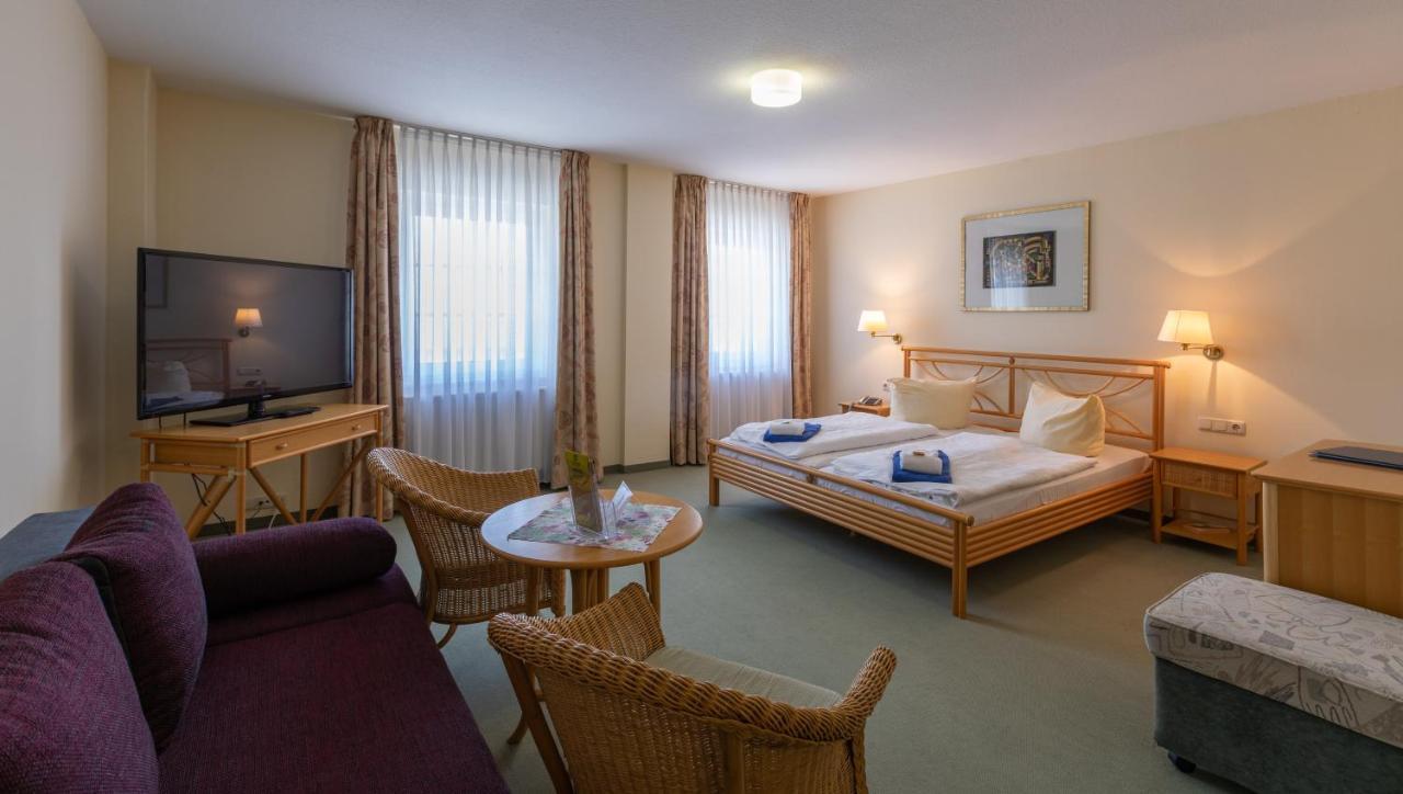 Hotel Am Wariner See Εξωτερικό φωτογραφία