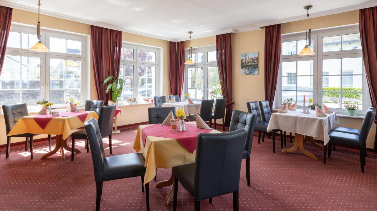 Hotel Am Wariner See Εξωτερικό φωτογραφία