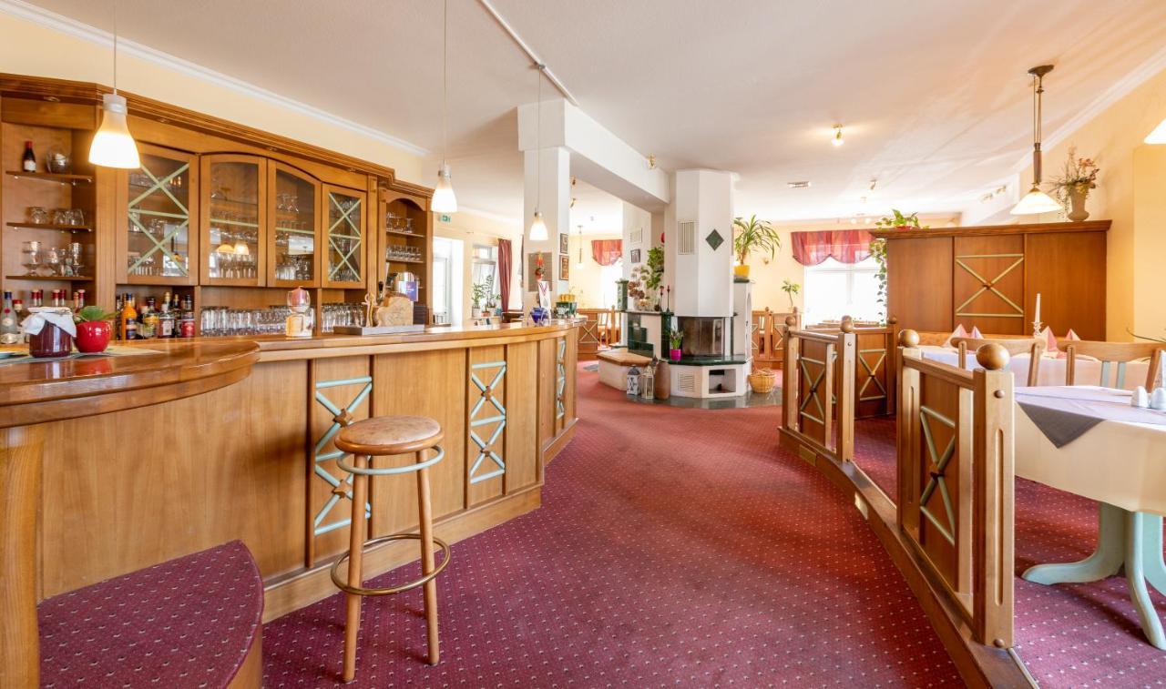 Hotel Am Wariner See Εξωτερικό φωτογραφία