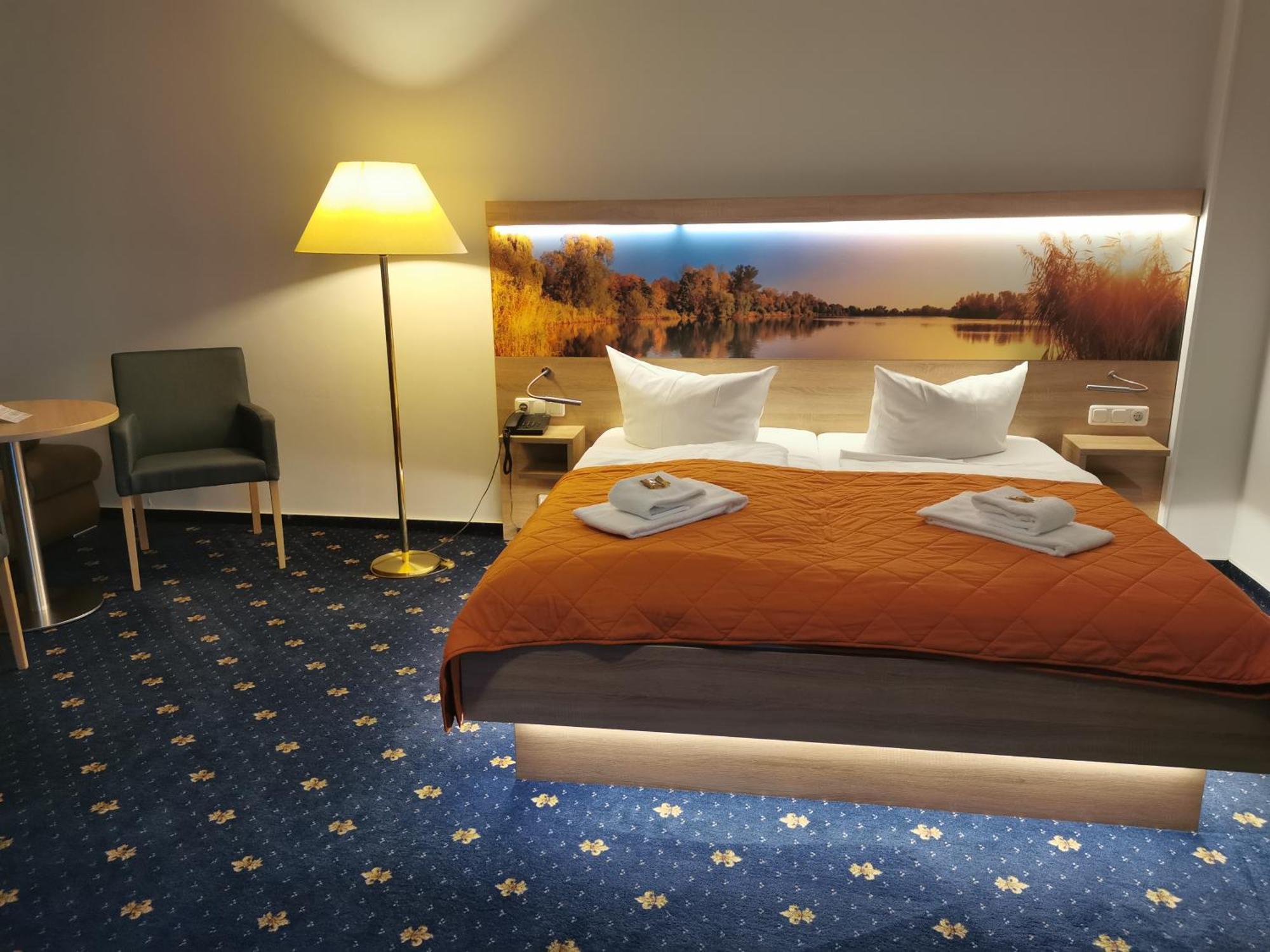 Hotel Am Wariner See Εξωτερικό φωτογραφία