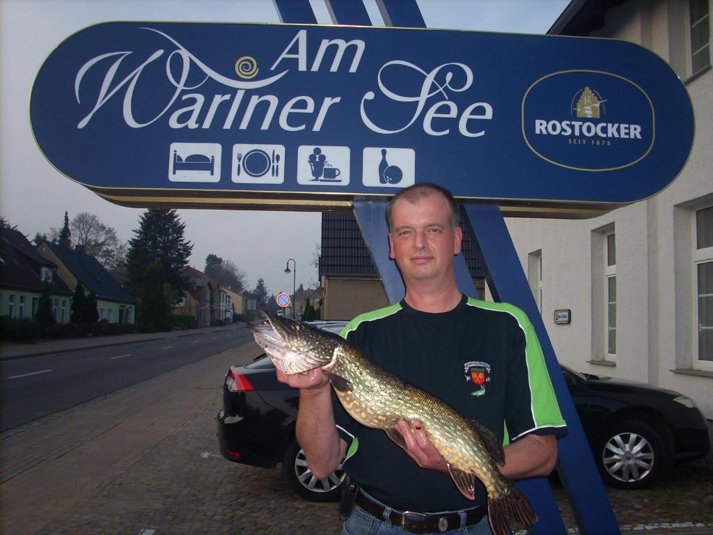 Hotel Am Wariner See Εξωτερικό φωτογραφία